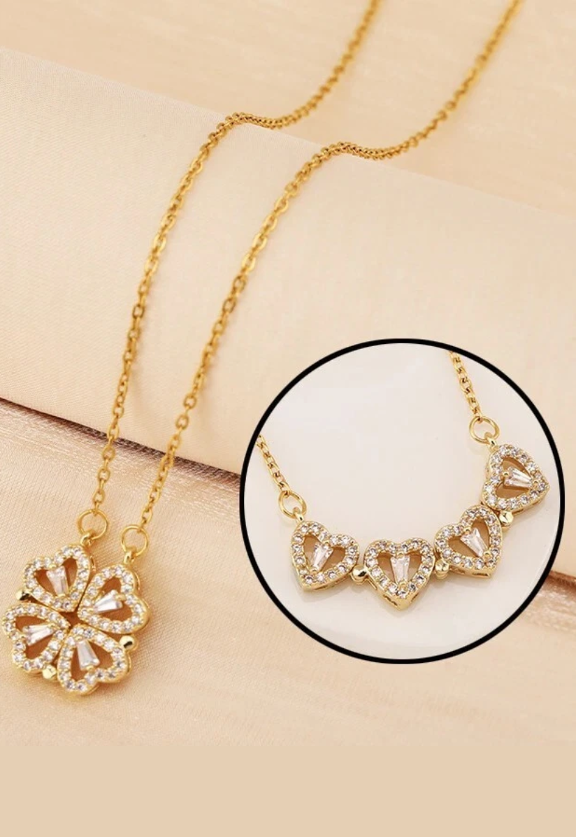COLLAR TRÉBOL DE CORAZONES